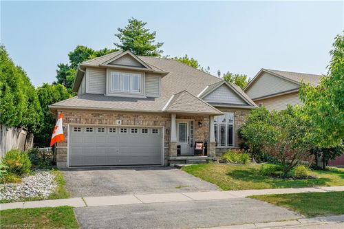 4 Irongate Dr, Paris, ON, N3L4G4 | Card Image