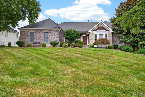 706 Abbottsford Ct, Lake St Louis, MO, 63367-2553 | Card Image