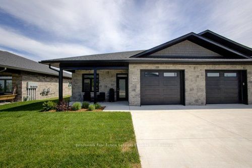 63 Cavalier Crescent, Huron-Kinloss, ON, N0G2R0 | Card Image
