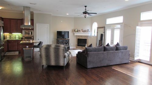 1510 Birdsall St, Houston, TX, 77007-3123 | Card Image