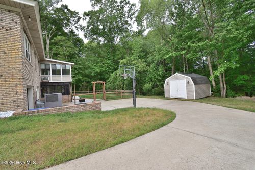 2900 Jason Dr, Rocky Mount, NC, 27803-1614 | Card Image