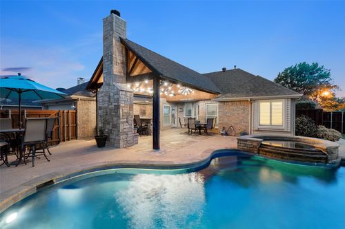 2057 Birchwood Ct, Lewisville, TX, 75067-6110 | Card Image