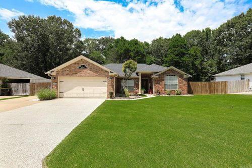 704 Sheffield Dr, Bryant, AR, 72022-3058 | Card Image