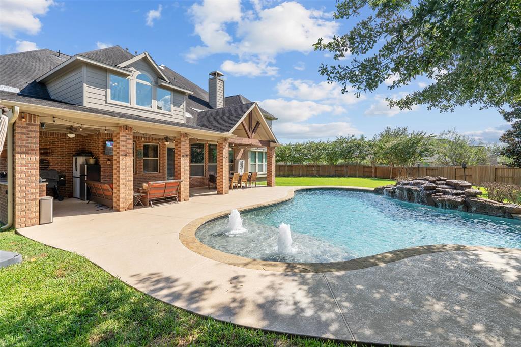 Waterstone Estates Ct, Tomball, TX 77375