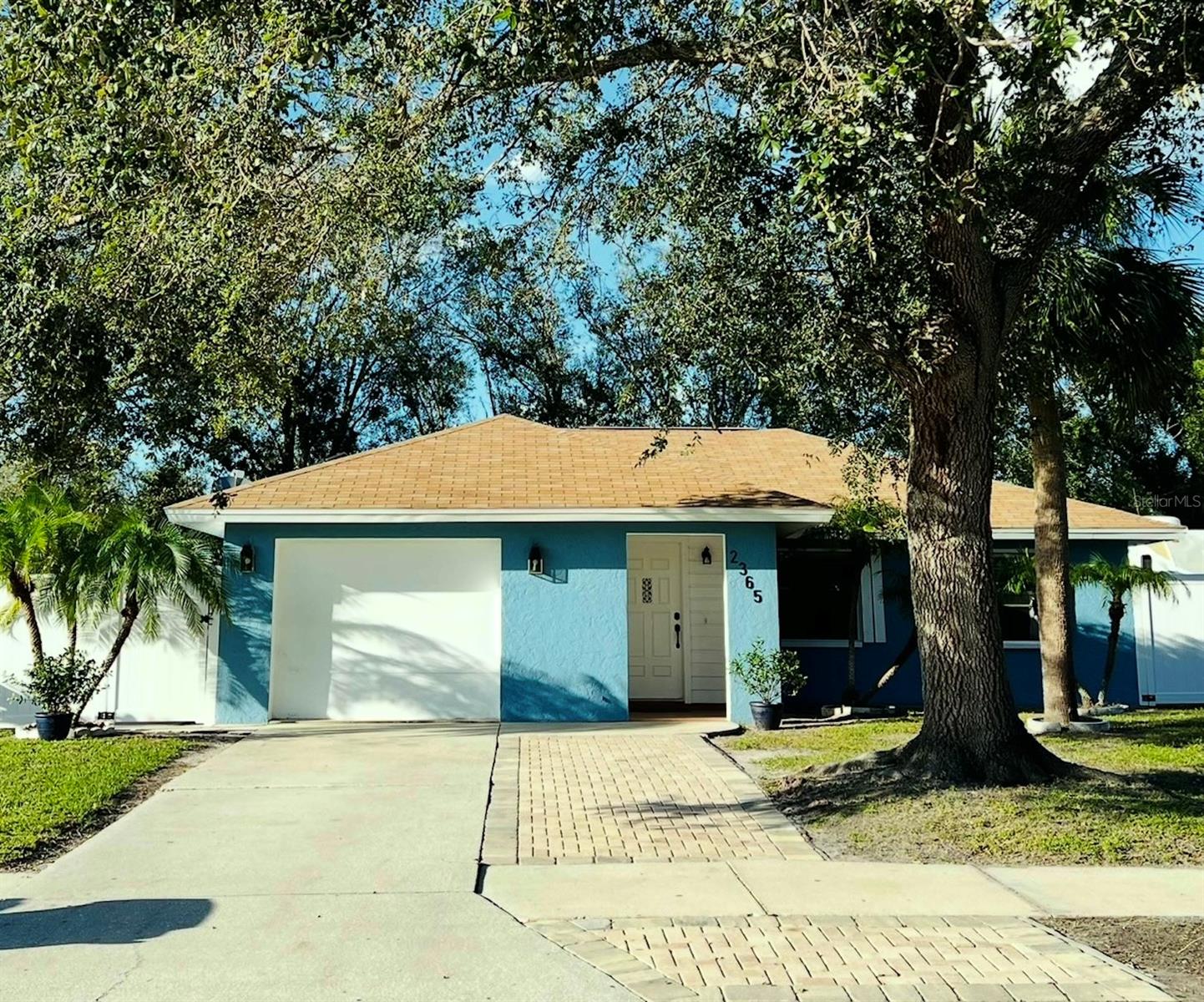 Spring Oaks Ct, Sarasota, FL 34234