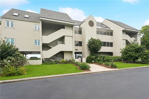 105-105 Mariners Island, Mandeville, LA, 70448 | Card Image