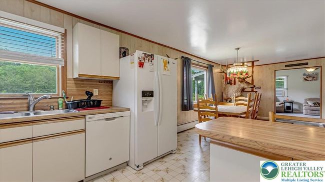 225 Creek Rd, House other with 2 bedrooms, 1 bathrooms and null parking in Greentown PA | Image 16