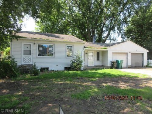 83 1st Ave N, Lester Prairie, MN, 55354-7908 | Card Image