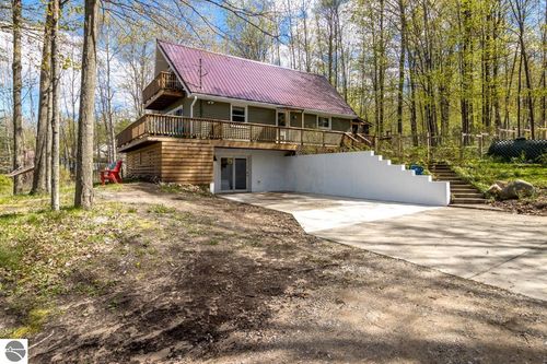 9535 Serenity Trl, Alden, MI, 49612-9588 | Card Image