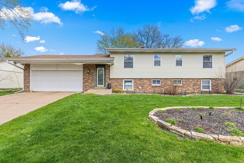 10203 Raven St Nw, Coon Rapids, MN, 55433-4650 | Card Image