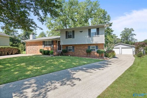 3728 Oakdale Court Nw, Huntsville, AL, 35810 | Card Image