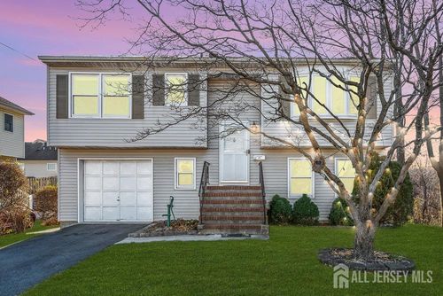 261 Catherine St, South Amboy, NJ, 08879-1803 | Card Image