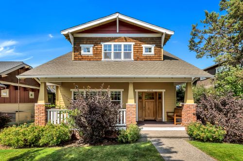 2656 Nw Ordway Ave, Bend, OR, 97703-4794 | Card Image