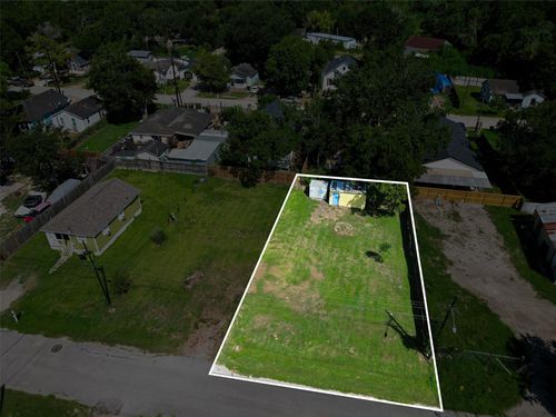 604 Maiden Lane, Richmond, TX, 77469 | Card Image