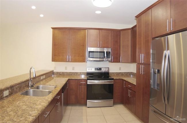 3303 - 301 E Houston St, Condo with 2 bedrooms, 2 bathrooms and null parking in Port Isabel TX | Image 13