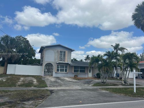 1-17045 Nw 78th Avenue, Hialeah, FL, 33015 | Card Image