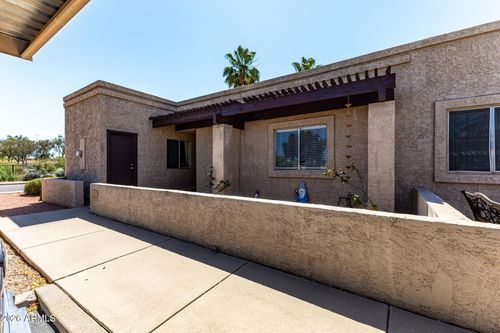 2101 W Pontiac Dr, Phoenix, AZ, 85027-3464 | Card Image