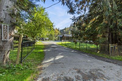 48570 Wincott Rd, House other with 5 bedrooms, 3 bathrooms and 7 parking in Chilliwack BC | Image 3