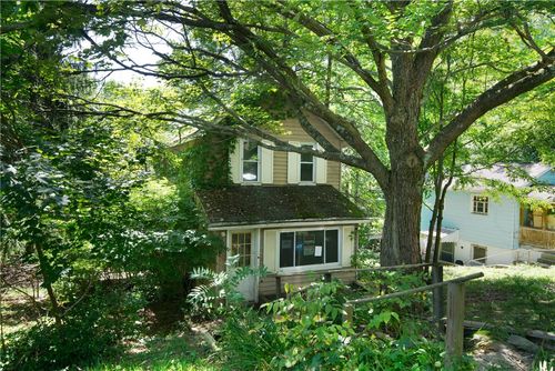 502 Main St, Lyndora, PA, 16045-1049 | Card Image