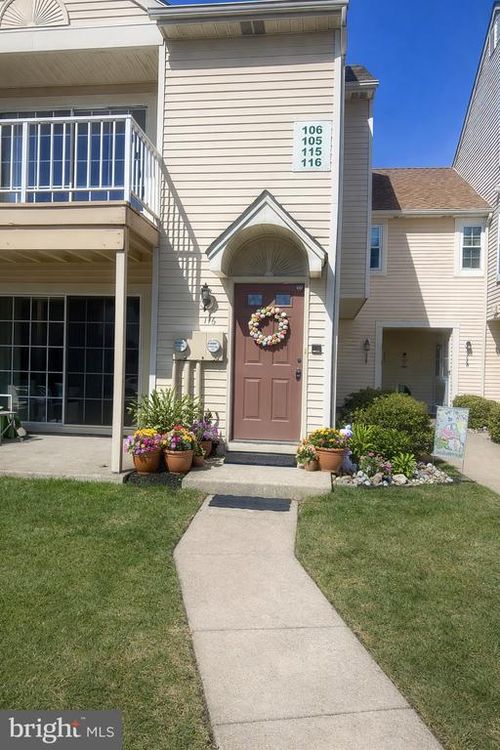 116 Thornwood Dr, MOUNT LAUREL, NJ, 08054-1811 | Card Image