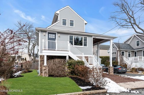 19 Maplewood Ave, Rumson, NJ, 07760-1762 | Card Image