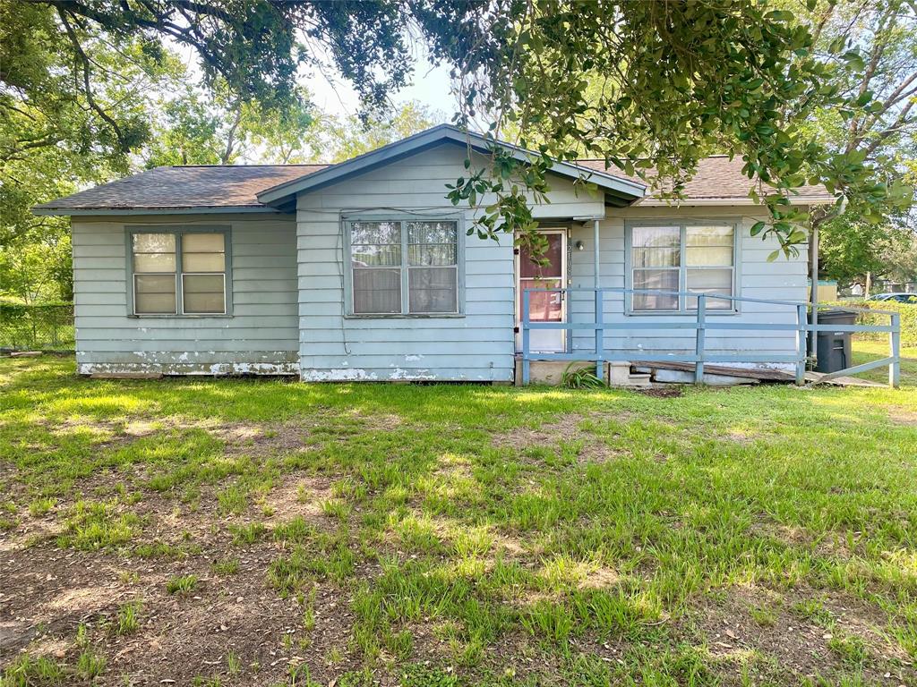Horn Rd, Bay City, TX 77414
