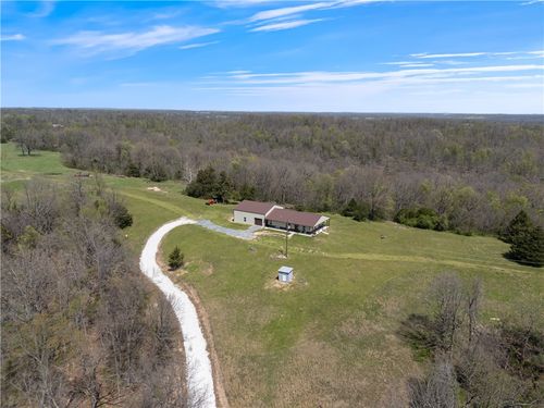 19856 Keck Rd, Siloam Springs, AR, 72761-9243 | Card Image