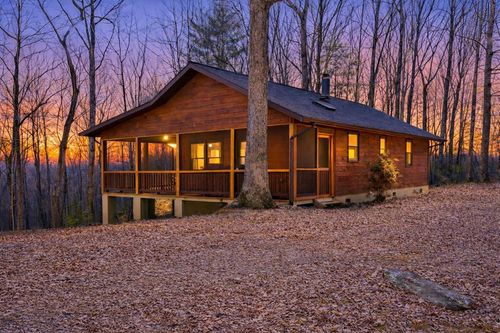 95 Laurel Cove Ter, Murphy, NC, 28906-2101 | Card Image