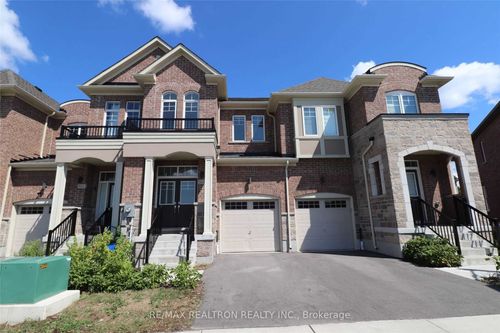 162 Harding Park St, Newmarket, ON, L3Y0E4 | Card Image