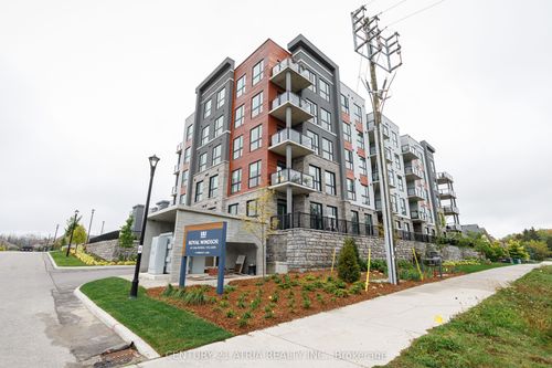 124-4 Kimberly Lane, Collingwood, ON, L9Y5B4 | Card Image