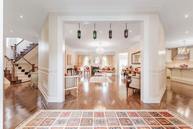 19 Ridgestone Dr, House other with 6 bedrooms, 5 bathrooms and 6 parking in Richmond Hill ON | Image 8