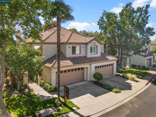 1054 Vista Pointe Cir, San Ramon, CA, 94582-4960 | Card Image