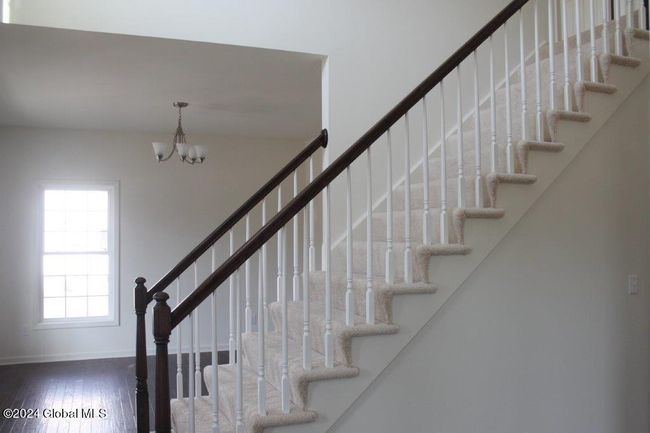 37 Jack Dr, House other with 3 bedrooms, 3 bathrooms and 4 parking in Mechanicville NY | Image 7