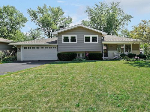 5735 Virginia Ave, Clarendon Hills, IL, 60514-1606 | Card Image