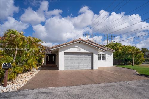 1457 Sw 136th Pl, Miami, FL, 33184 | Card Image