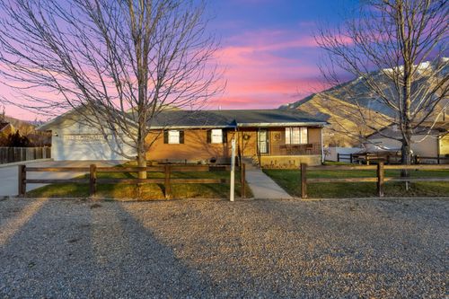 310 N 800 E, Mapleton, UT, 84664-3621 | Card Image