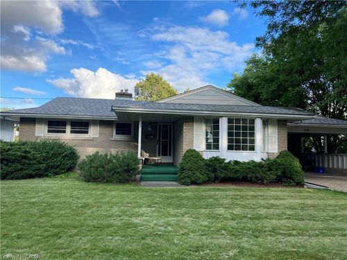 173 Washington Ave, Waterloo, ON, N2J2N6 | Card Image