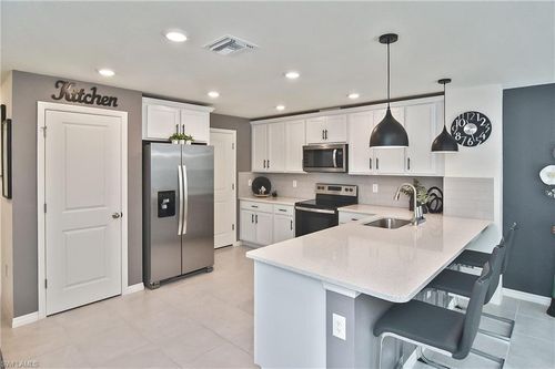 apt-104-6360 Brant Bay Blvd, North Fort Myers, FL, 33917-7830 | Card Image