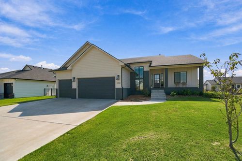 2709 N Eagle Ct, Wichita, KS, 67226-4631 | Card Image