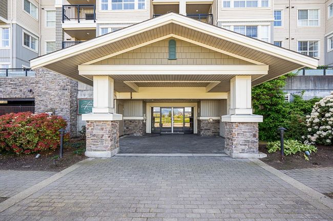 113 - 19673 Meadow Gardens Way, Condo with 2 bedrooms, 2 bathrooms and 2 parking in Pitt Meadows BC | Image 4