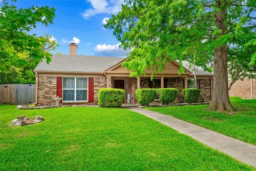 2713 Riviera Dr, Garland, TX, 75040-4259 | Card Image