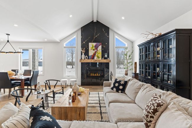 425 Ginger Cres, House other with 5 bedrooms, 4 bathrooms and 6 parking in Metcalfe ON | Image 17