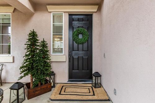 1242 Tulloch Dr, Tracy, CA, 95304-5852 | Card Image