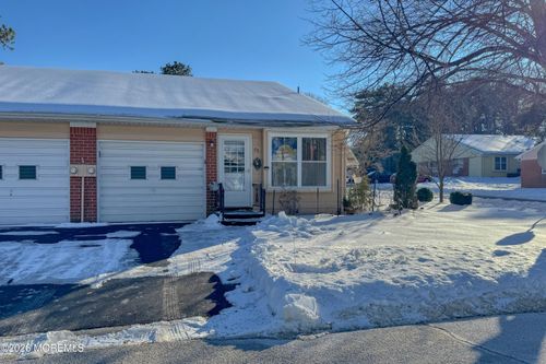 b-8 Lexington Dr, Whiting, NJ, 08759 | Card Image