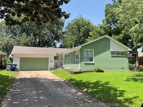 5745 E 27th Place, Tulsa, OK, 74114 | Card Image