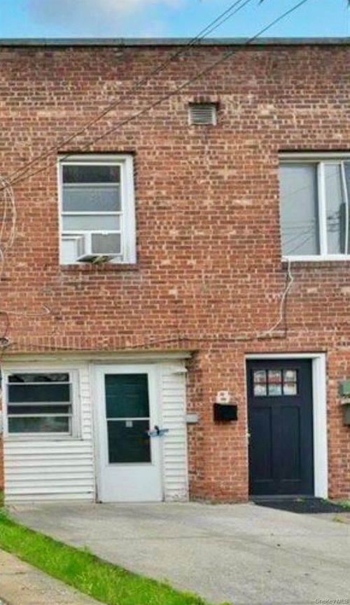 10237 187th St, Hollis, NY, 11423-3109 | Card Image