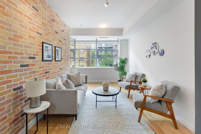209 - 601 Kingston Rd, Condo with 1 bedrooms, 1 bathrooms and null parking in Toronto ON | Image 14