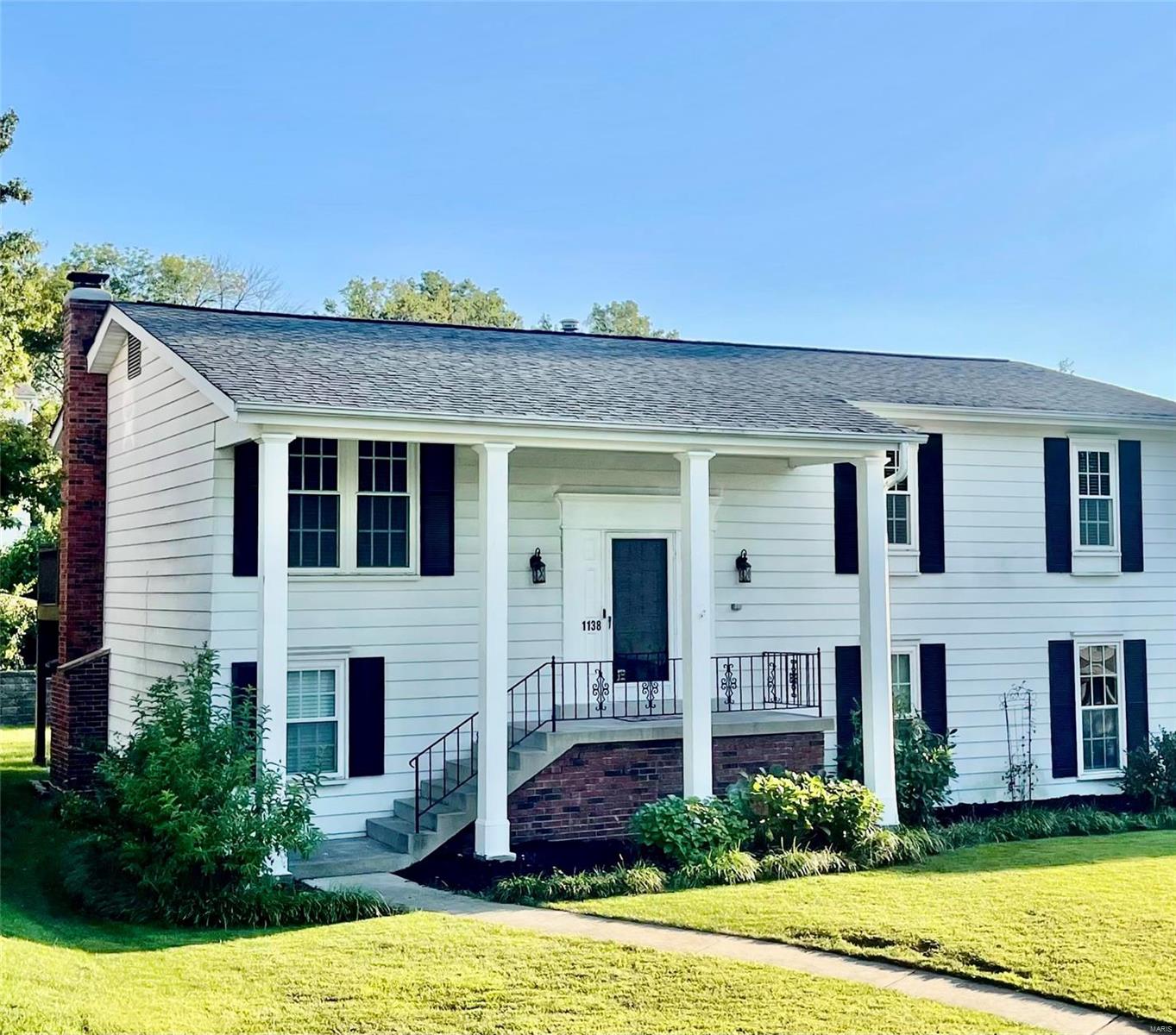 Hobbs Mill Dr, Manchester, MO 63021