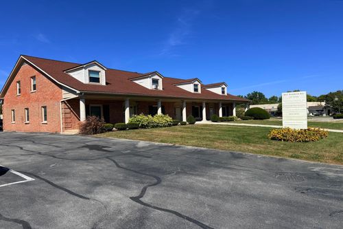 2011 Rambler Rd, Lexington, KY, 40503-2440 | Card Image