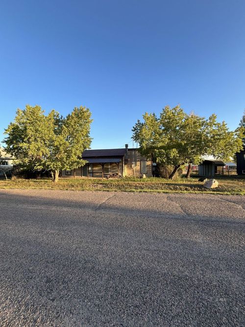 811 Ohio, Silver Cliff, CO, 81252 | Card Image